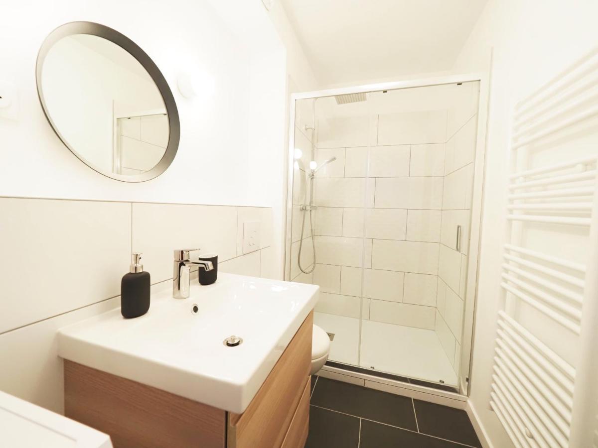 Stylish Sunrise : T3 Lumineux Au Coeur De Pau Apartment Exterior foto